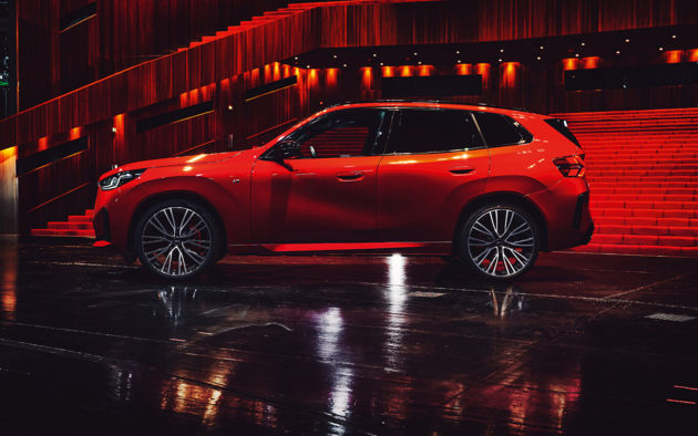 AEZ Seattle dark gallery view 1