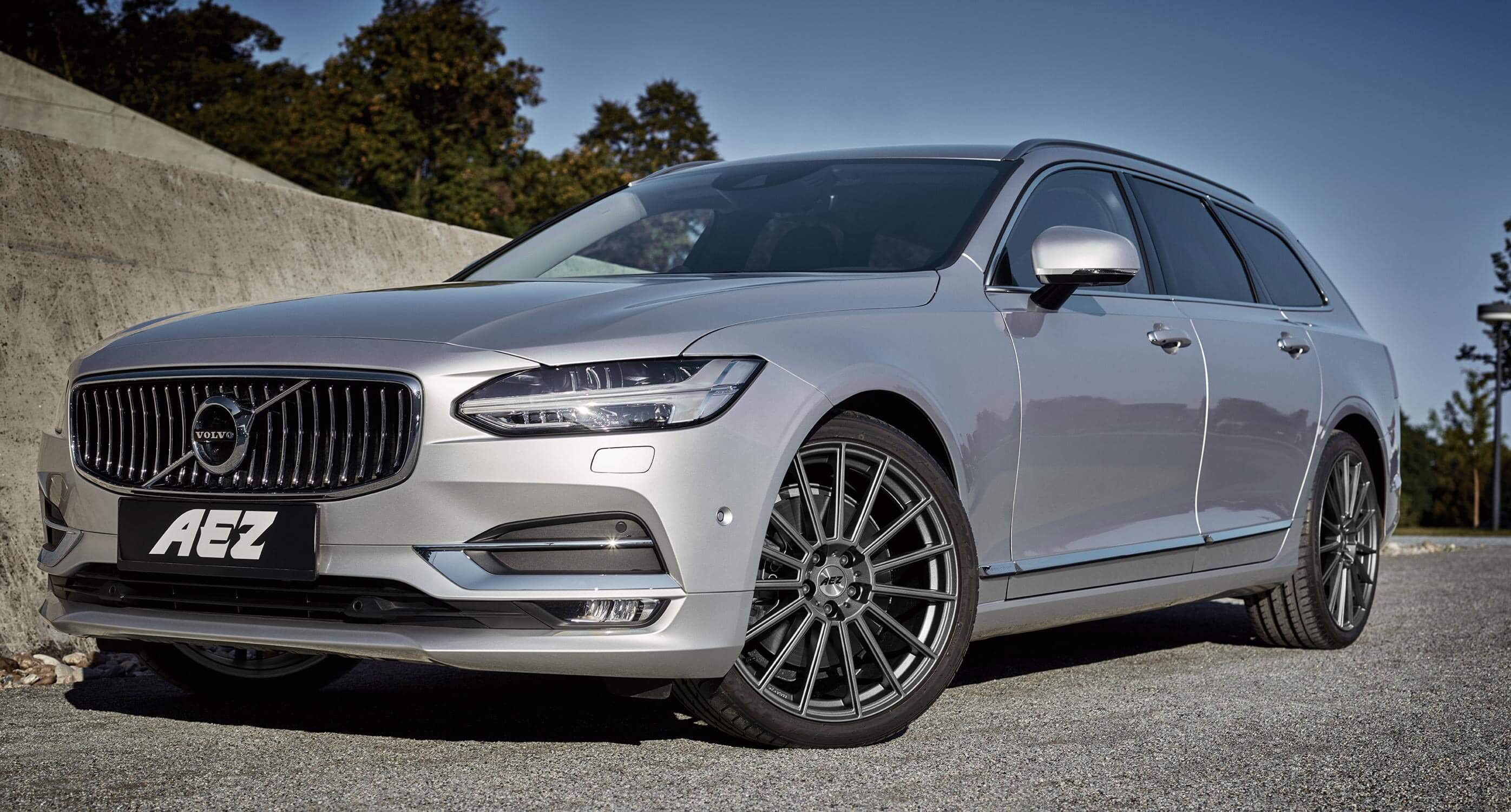 Volvo V90 on AEZ Steam graphite