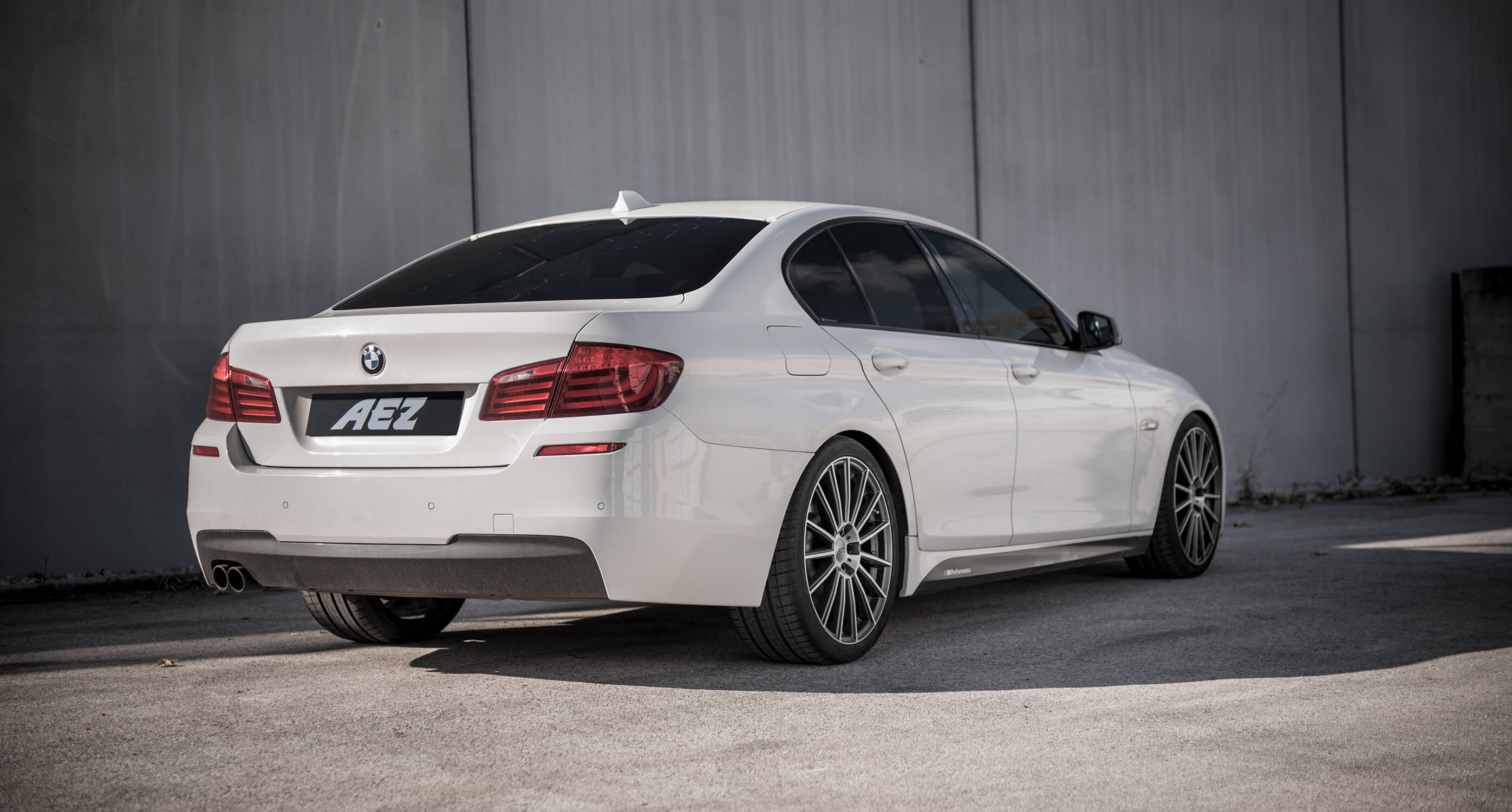 BMW 5 F10 on AEZ Steam - Back Shot