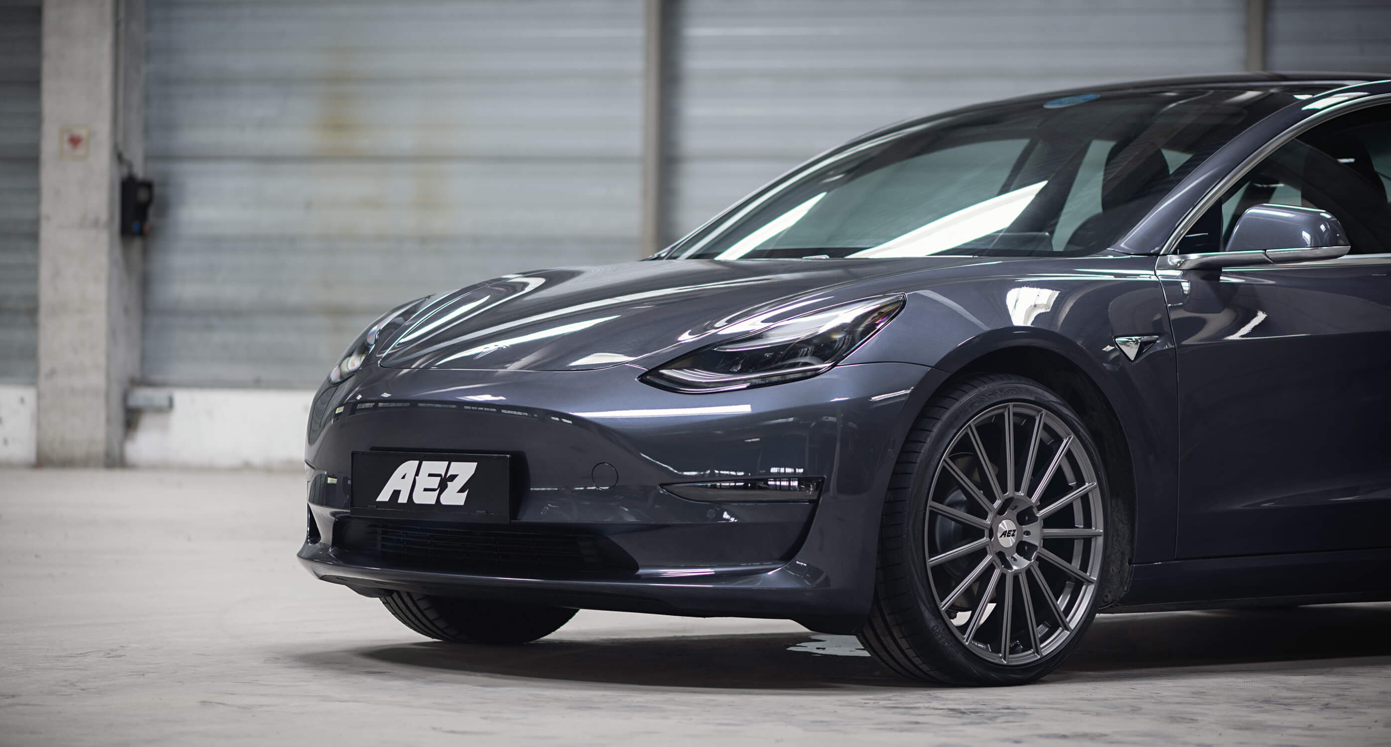 Tesla Model 3 on AEZ Steam graphite