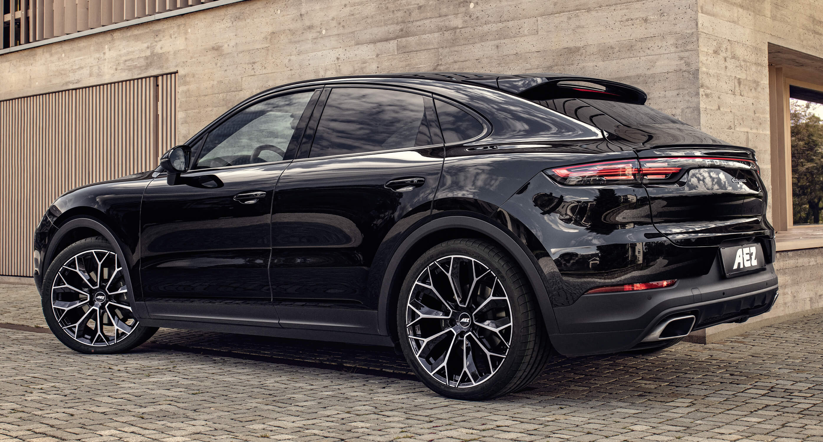 Porsche Cayenne AEZ Leipzig dark